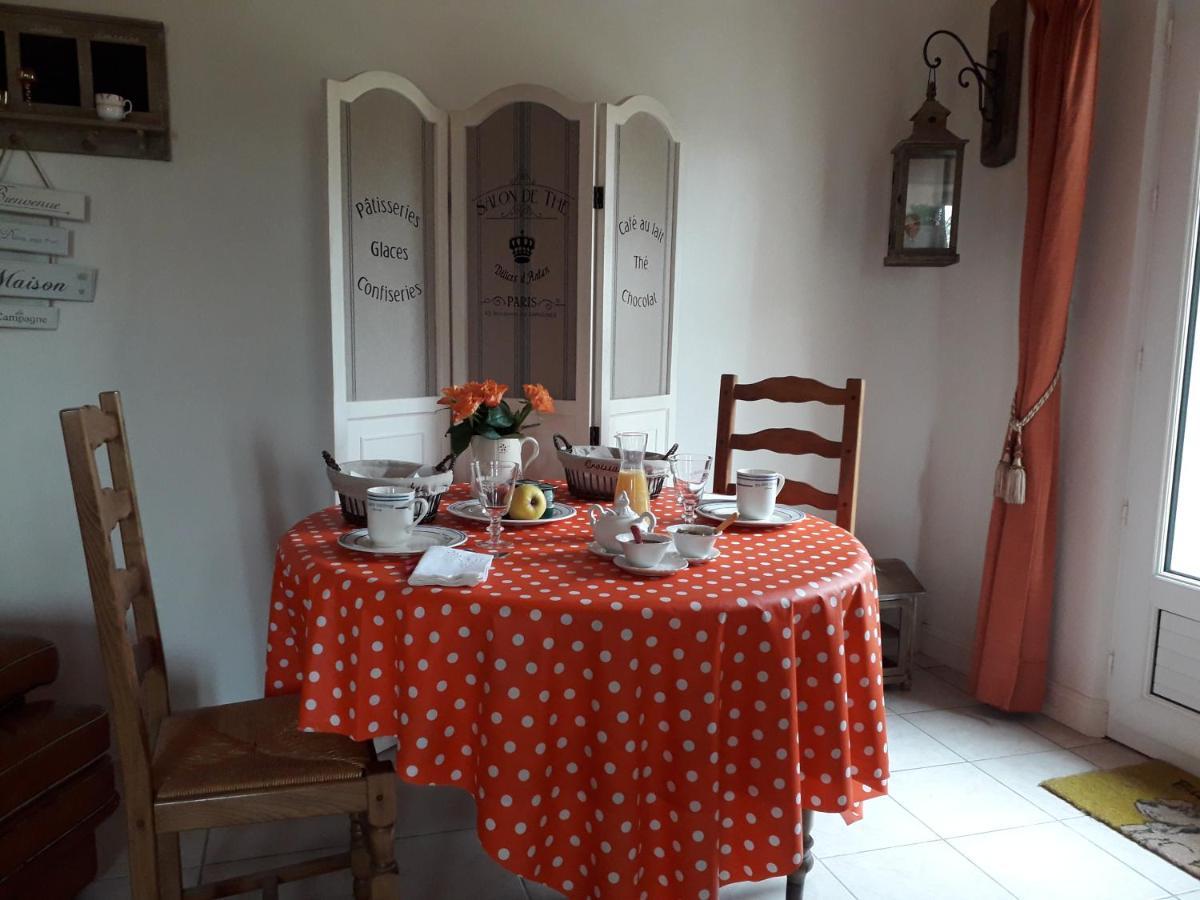 Bed and Breakfast Le Jardin De Camille Tailleville Exteriér fotografie